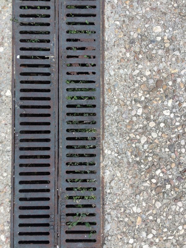 Driveway Drainage Features